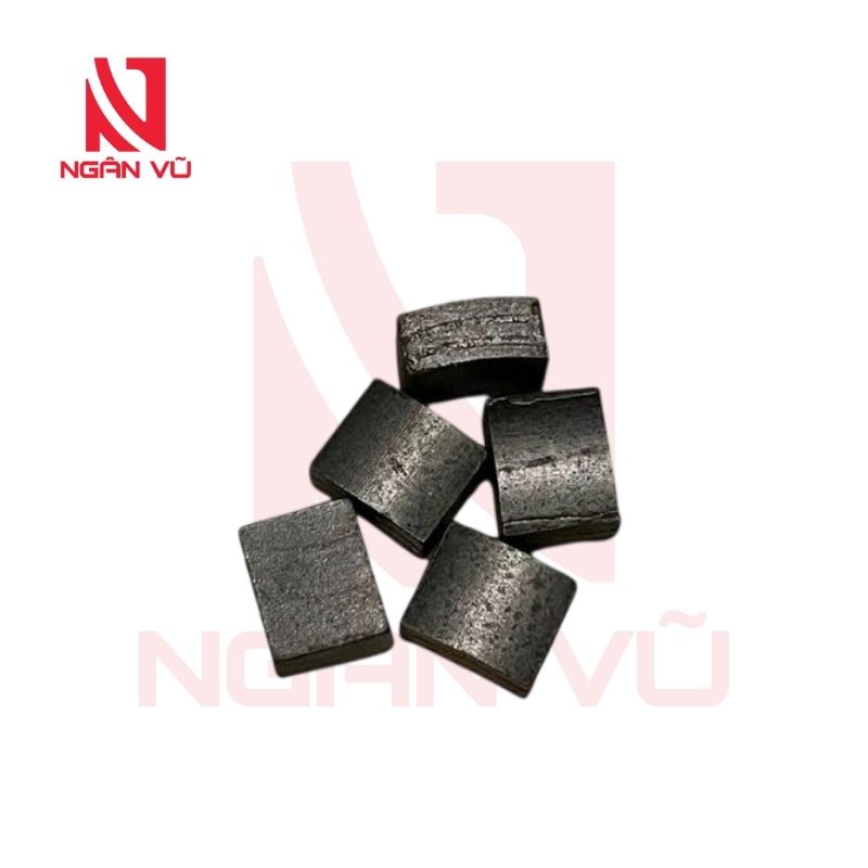 Hạt khoan đen nằm LX